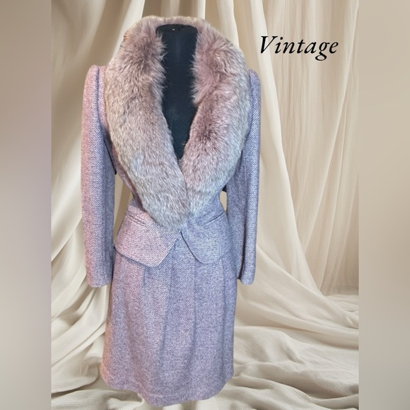 Don Sayres Jackets & Blazers - Vintage Don Sayres for Gamut Fox Fur Collared Skirt Suit (Sz 4) (EUC)